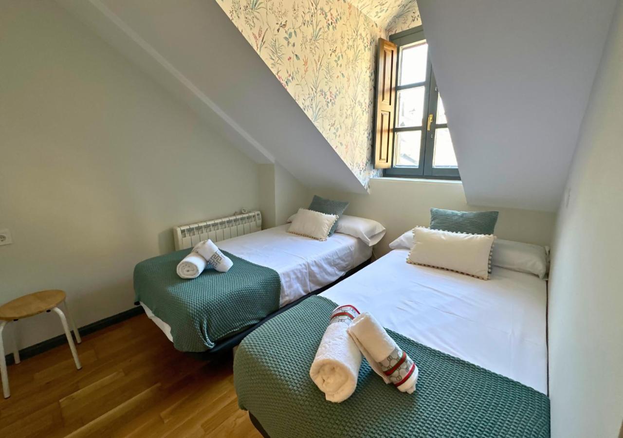 Caldares Exclusivo Atico En El Pueyo De Jaca Appartement Panticosa Buitenkant foto
