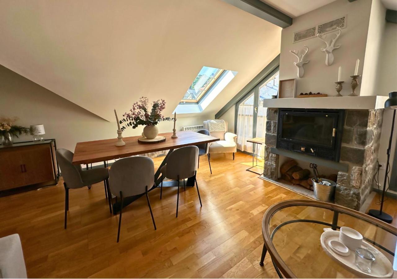 Caldares Exclusivo Atico En El Pueyo De Jaca Appartement Panticosa Buitenkant foto