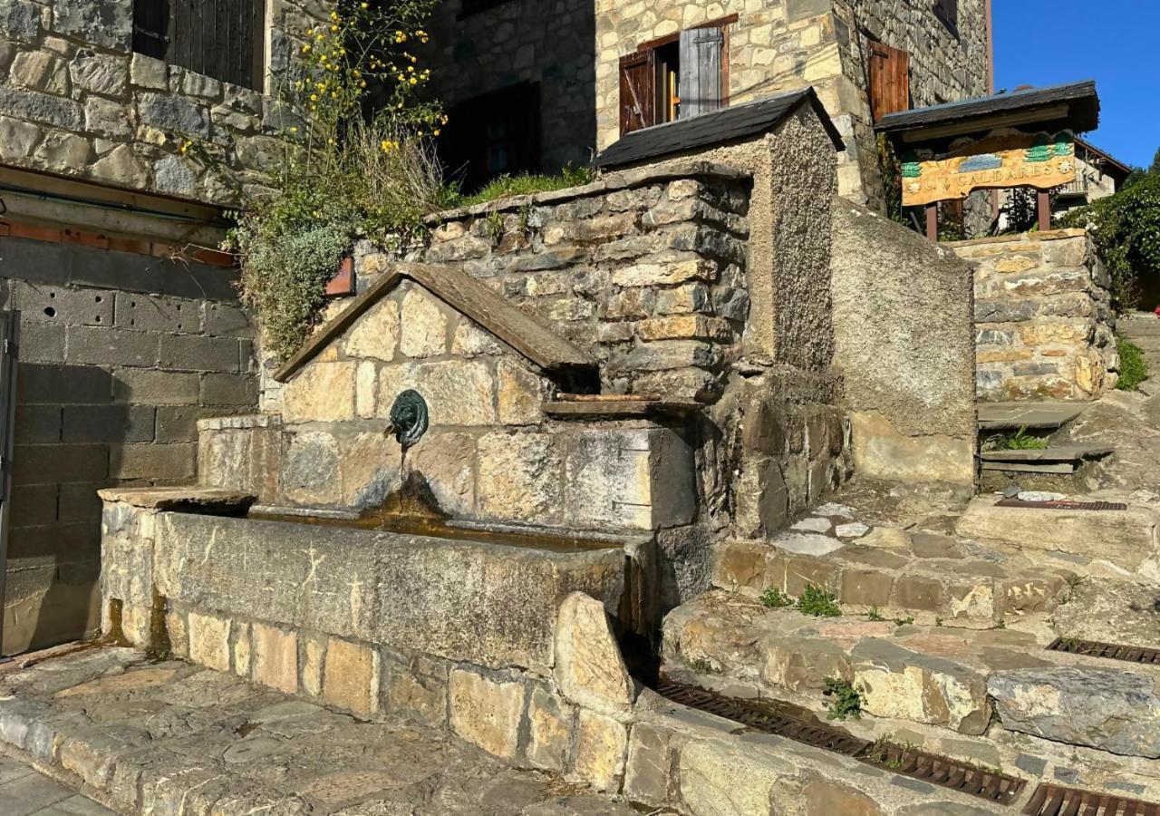 Caldares Exclusivo Atico En El Pueyo De Jaca Appartement Panticosa Buitenkant foto